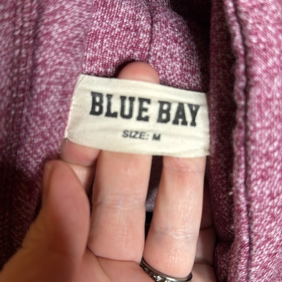 Blue Bay San Diego Women's Maroon Funnel Neck Sweater Bear w Surfboard Sz Medium - Picture 2 of 8